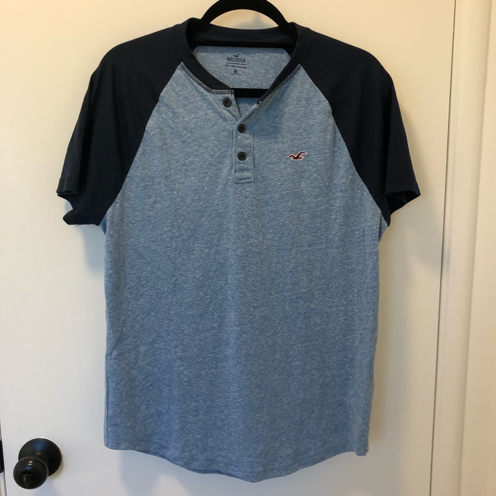 Hollister T-shirt